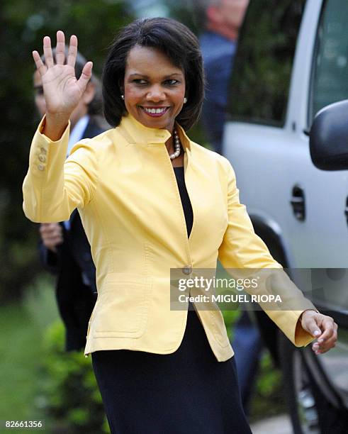 Condoleezza Rice Wave Palácio De São Bento Photos and Premium High Res Pictures - Getty Images