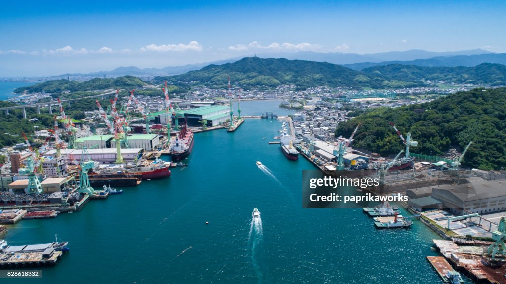 瀬戸内海、日本の造船所 (ドック)