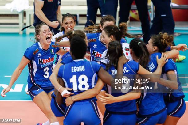 Players of Italy celebrate during 2017 Nanjing FIVB World Grand Prix Finals between China and Italy on August 5, 2017 in Nanjing, China.