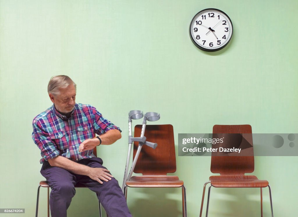 SENIOR MAN WITH LEG INJURY WAITING FOR OVERDUE APPOINTMENT