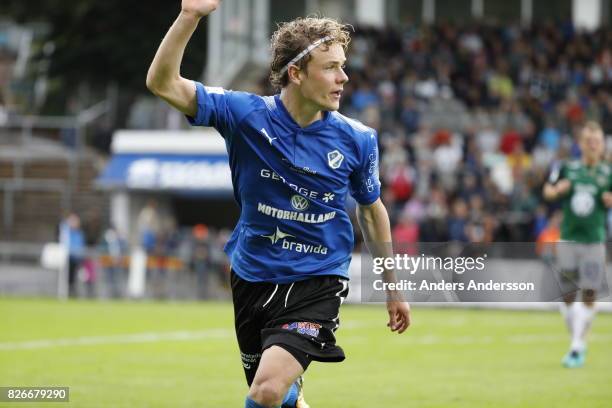 Höskuldur Gunnlaugsson of Halmstad BK during the Allsvenskan match between Halmstad BK and Jonkopings Sodra IF at Orjans Vall on August 5, 2017 in...