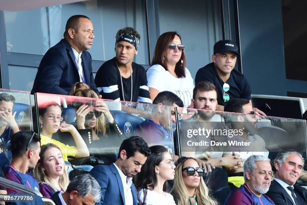 Neymar Santos Senior, father of Neymar JR of PSG, Neymar JR of PSG and Nadine Santos, mother of Neymar JR of PSG, during the Ligue 1 match between...