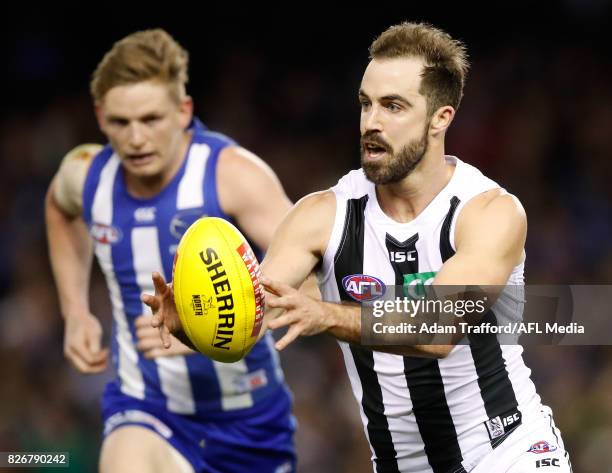 Steele Sidebottom of the Magpies in action during the 2017 AFL round 20 match between the North Melbourne Kangaroos and the Collingwood Magpies at...