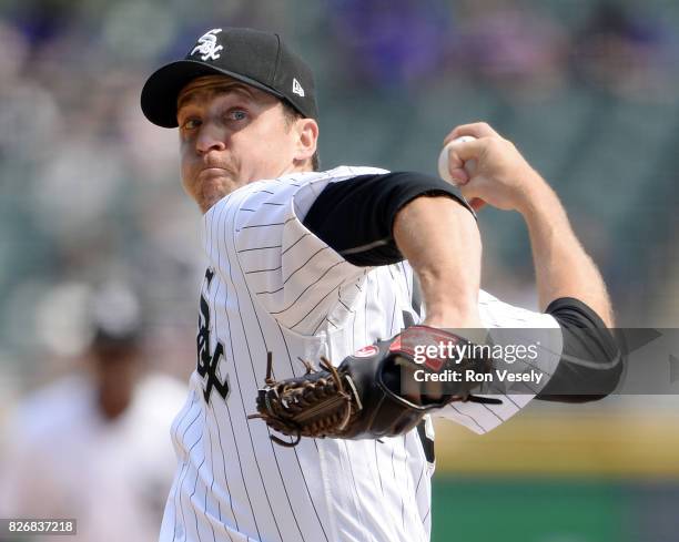 Jake Petricka of the Chicago White Sox pitches against the Toronto Blue Jays on August 2, 2017 at Guaranteed Rate Field in Chicago, Illinois.