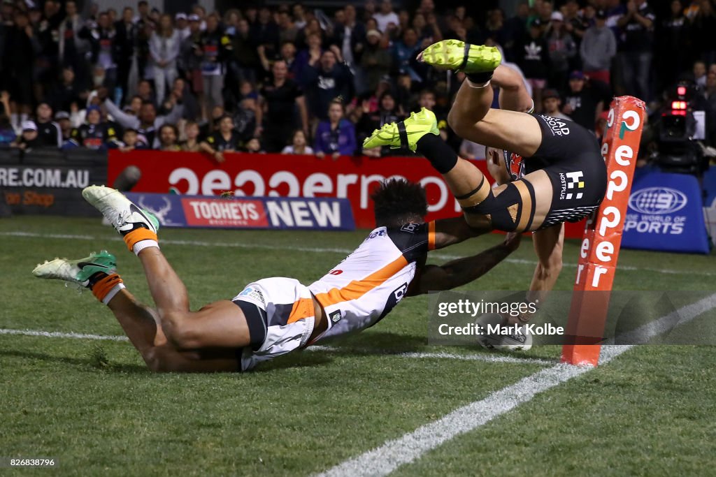 NRL Rd 22 - Panthers v Wests Tigers