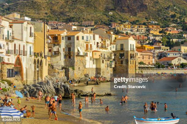 cefalu beach in sicily, italy - gulf of palermo stock pictures, royalty-free photos & images