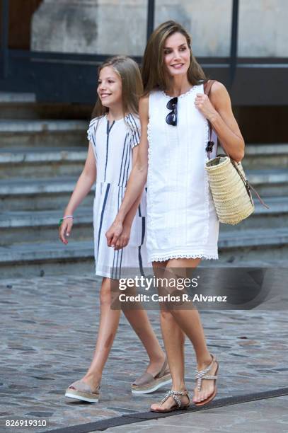 Queen Letizia of Spain and her daughter Princess Sofia of Spain visit the Can Prunera Museum on August 6, 2017 in Palma de Mallorca, Spain.