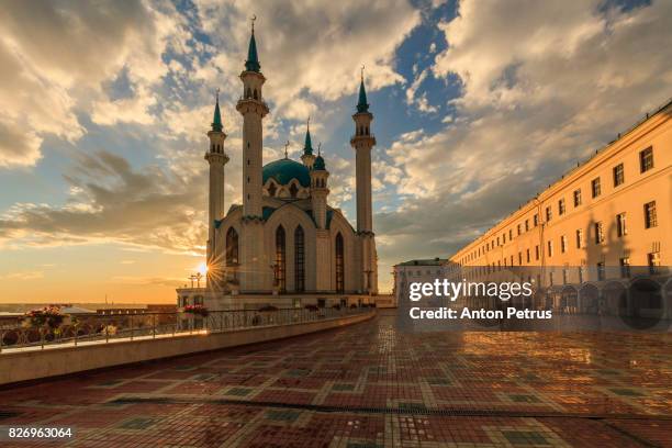 kul sharif mosque in kazan kremlin at sunset - tatarstan stock pictures, royalty-free photos & images