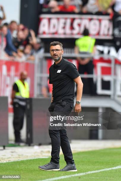 Head coach Michael Koellner of 1. FC Nuernberg gestures during the Second Bundesliga match between SSV Jahn Regensburg and 1. FC Nuernberg at...