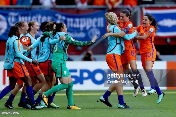 Sherida Spitse of the Netherlands celebrates with team mates after scoring her team's third goal of the game during the Final of the UEFA Women's...