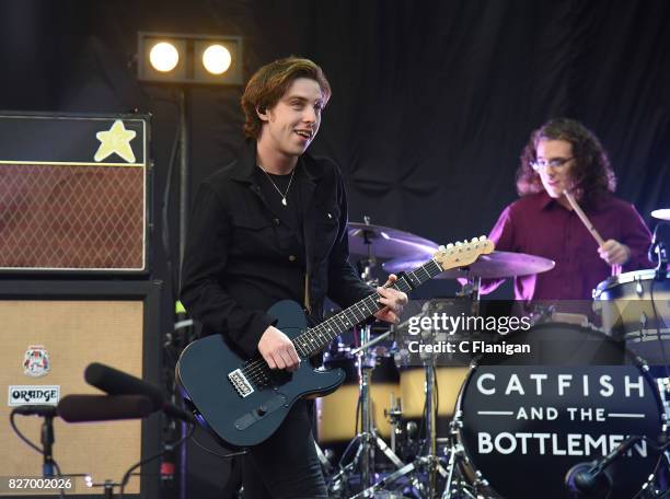 Ryan Evan 'Van' McCann and Drummer Bob "Sideshow Bob" Hall of Catfish and the Bottlemen perform during the 2017 'Radio Revolution' Tour at...