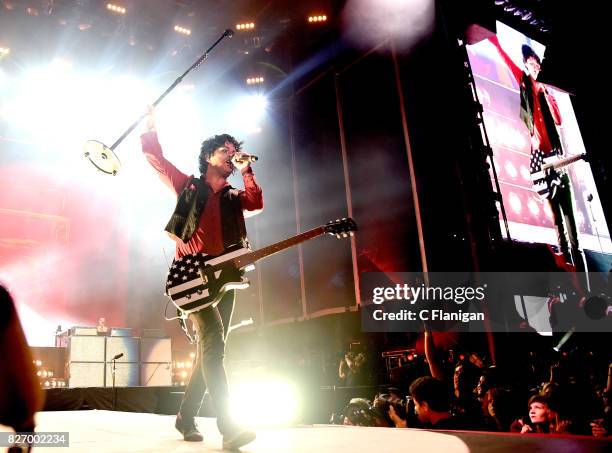 Billie Joe Armstrong of Green Day performs during the 2017 'Radio Revolution' Tour at Oakland-Alameda County Coliseum on August 5, 2017 in Oakland,...