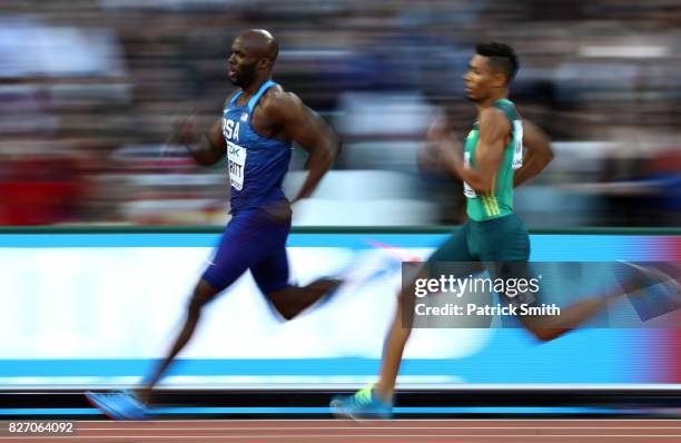 Shawn Merritt of the United States competes in the Men's 400 metres semi finals during day three of the 16th IAAF World Athletics Championships...