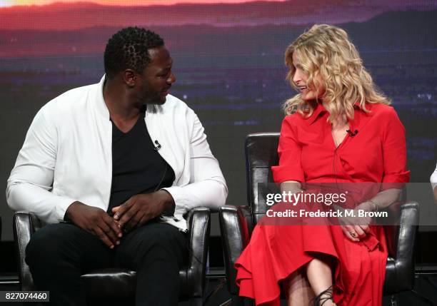 Adewale Akinnuoye-Agbaje and executive producer/actor Kyra Sedgwick of "Ten Days in the Valley" speak onstage during the Disney/ABC Television Group...