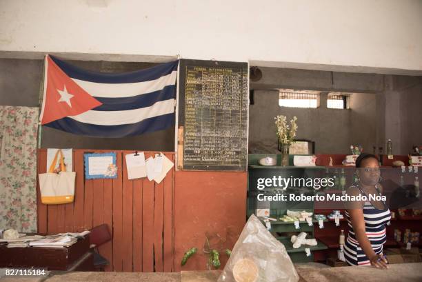 Cuban State Store Cuban Grocery Store Photos and Premium High Res Pictures - Getty Images