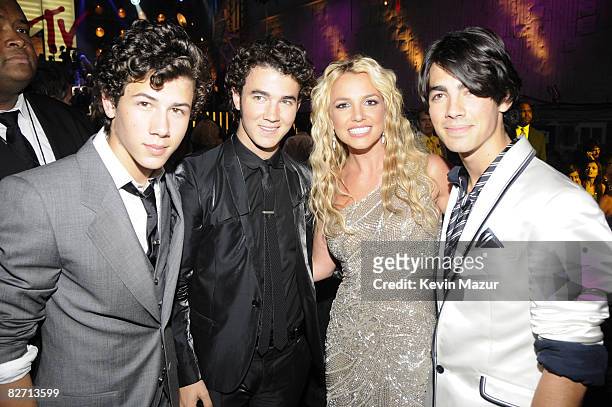Nick Jonas, Kevin Jonas, Britney Spears and Joe Jonas backstage at the 2008 MTV Video Music Awards at Paramount Pictures Studios on September 7, 2008...