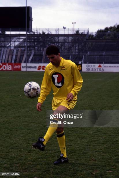 Zinedine Zidane of Cannes during a photoshoot on March 1, 1991 on Cannes, France. Photo by Philippe Couvercelle / Onze / Icon Sport