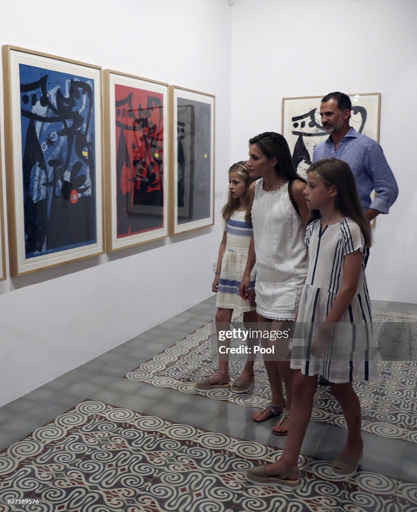 Spanish Royals Visit Can Prunera Museum In Soller - Palma de Mallorca