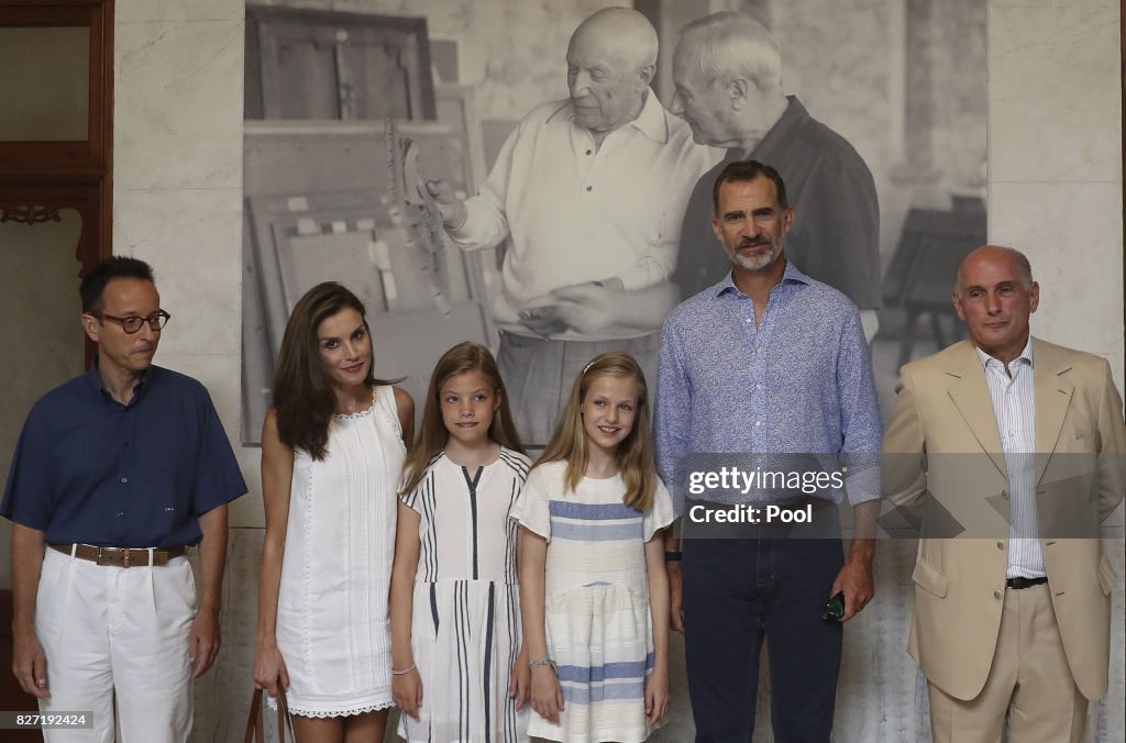 Spanish Royals Visit Can Prunera Museum In Soller - Palma de Mallorca