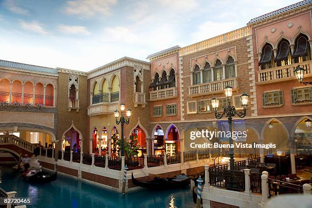 china. macau. the venetian resort and casino - macau stockfoto's en -beelden