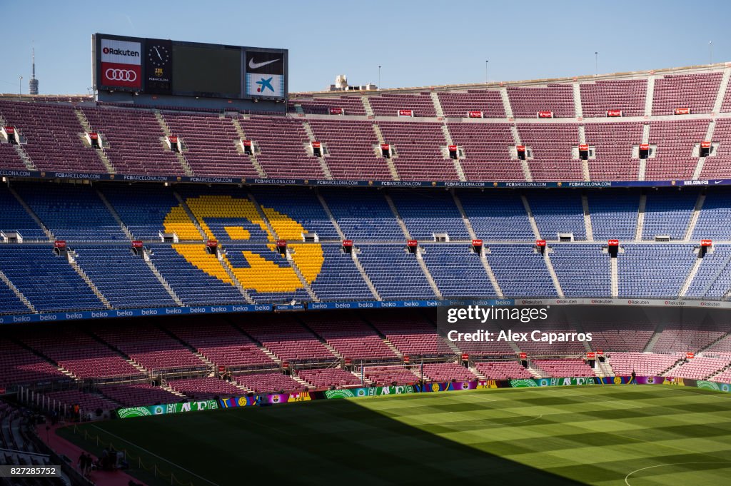 FC Barcelona v Chapecoense - Joan Gamper Trophy