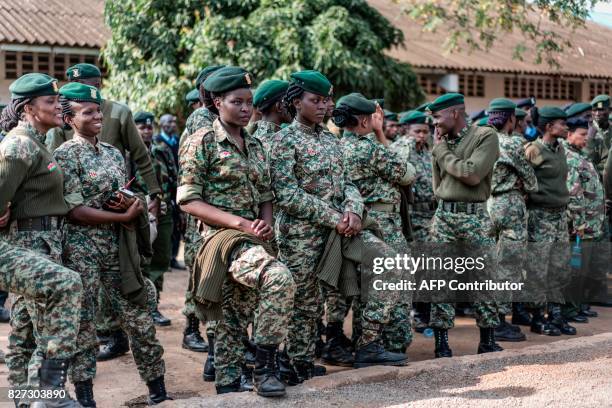 Kenyan National Youth Service Photos and Premium High Res Pictures