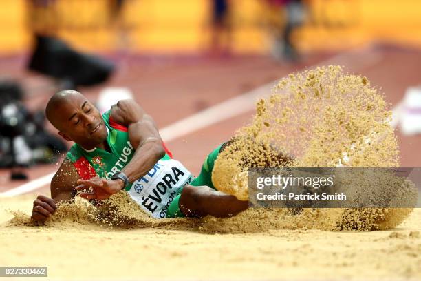 Nelson Evora of Portugal competes in the Men's Triple Jump qualification during day four of the 16th IAAF World Athletics Championships London 2017...