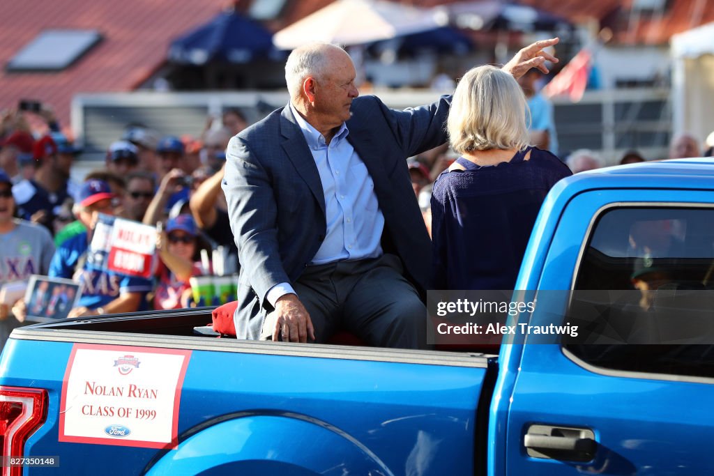 2017 Hall of Fame Parade of Legends