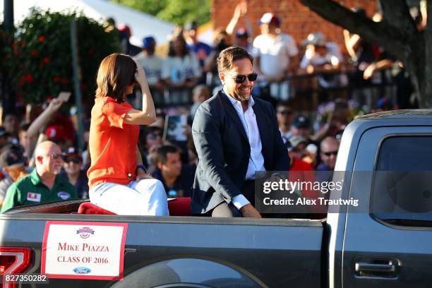 Hall of Famer Mike Piazza arrives during the 2017 Hall of Fame Parade of Legends at the National Baseball Hall of Fame on Saturday July 29, 2017 in...