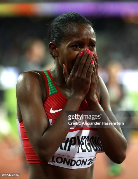 Faith Chepngetich Kipyegon of Kenya, gold, celebrates after winning the Women's 1500 metres final during day four of the 16th IAAF World Athletics...