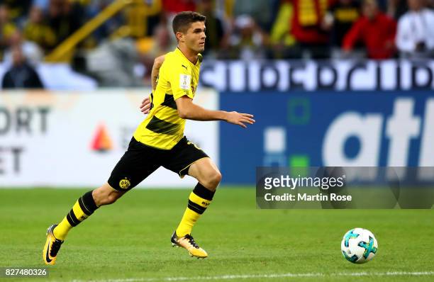 Christian Pulisic of Dortmund runs with the ball during the DFL Supercup 2017 match between Borussia Dortmund and Bayern Muenchen at Signal Iduna...