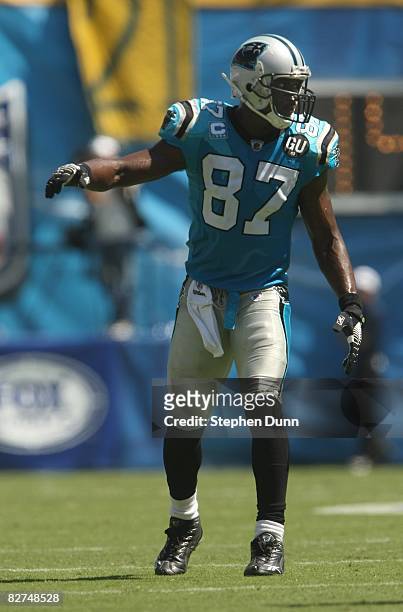 Wide receiver Mushin Muhammad of the Carolina Panthers sets on the line of scrimmage against the San Diego Chargers on September 7, 2008 at Qualcomm...