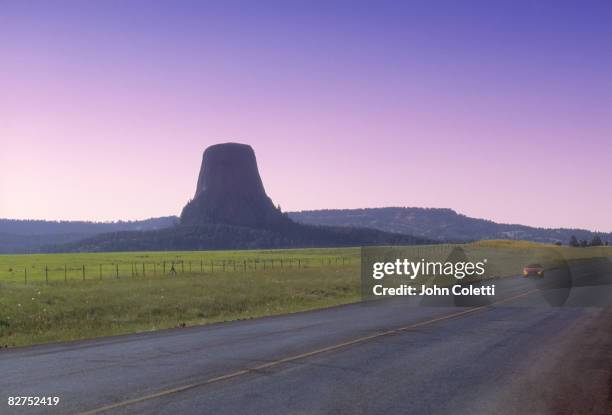 devils tower - devils tower stock pictures, royalty-free photos & images
