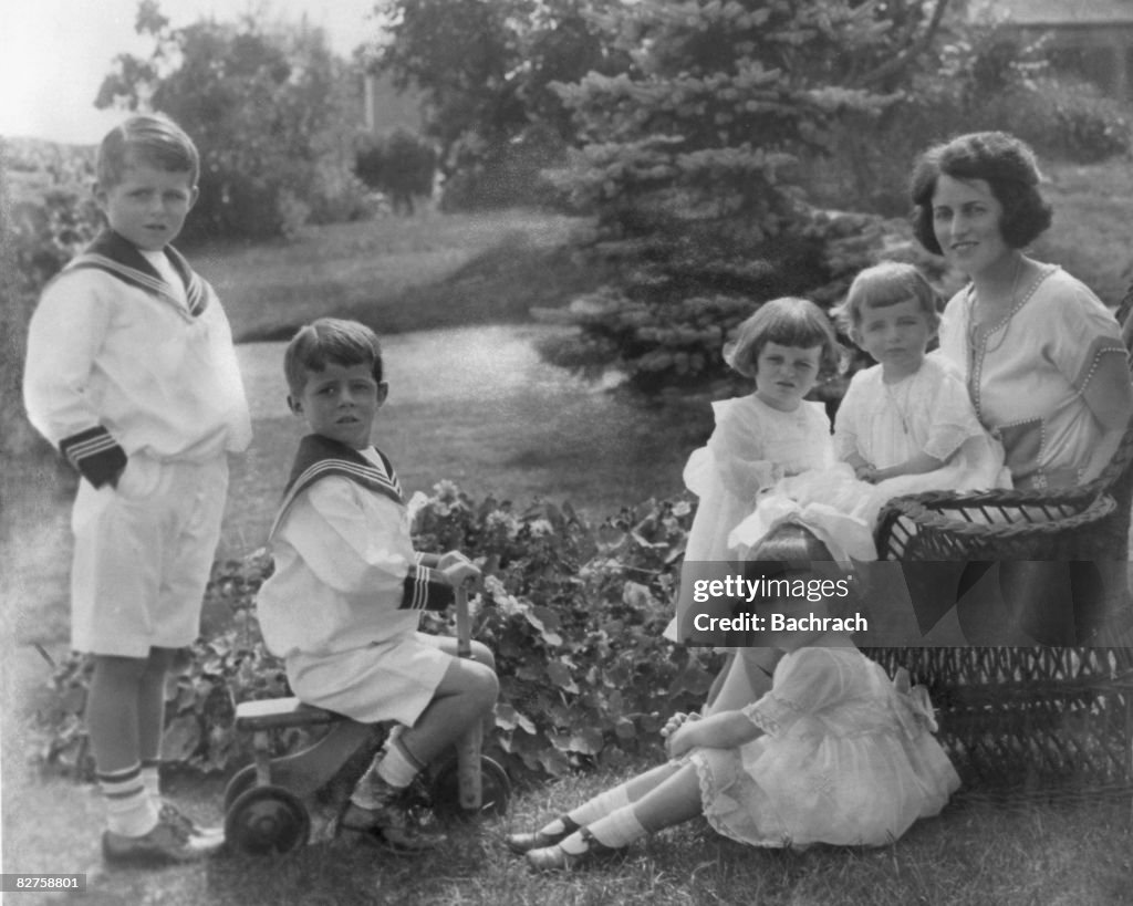 Rose Kennedy With Her Five Young Children