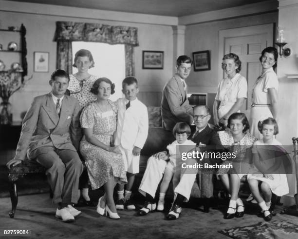 Portrait of the Kennedy family in their living room, Brookline, Massachussetts, 1930s. Front row from left: Joseph P Kennedy Jr , Rose Kennedy ,...