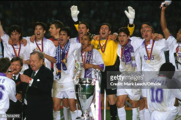 May 20th 1998 - UEFA Champions League Final - Real Madrid vs Juventus "nRaul, Roberto Carlos, Bodo Illgner, Christian Panucci, Manuel Sanchis,...