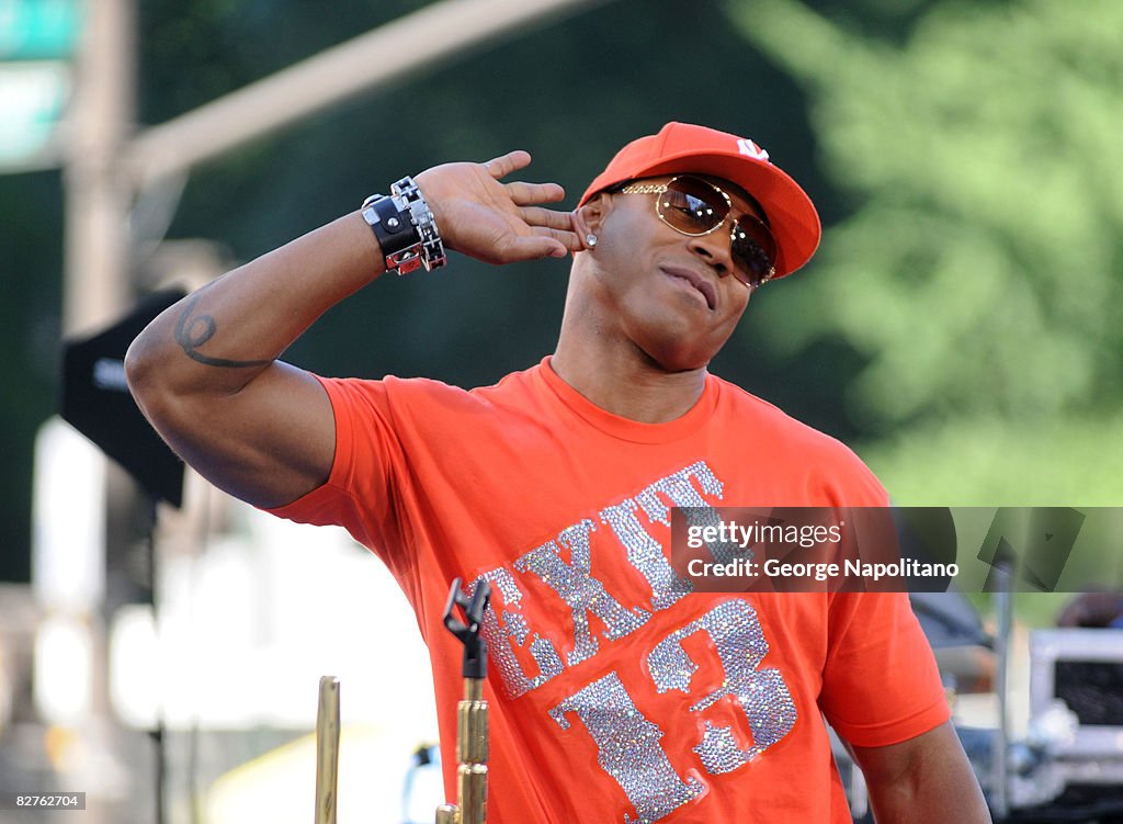 LL Cool J Performs on CBS' "The Early Show" - September 10, 2008