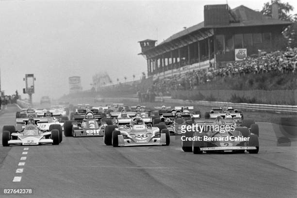 James Hunt, Jacques Laffite, Clay Regazzoni, McLaren-Ford M23, Ligier-Matra JS5, Ferrari 312T2, Grand Prix of Germany, Nurburgring, 01 August 1976.