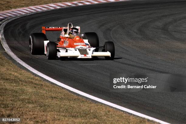 James Hunt, McLaren-Ford M26, Grand Prix of Japan, Fuji Speedway, 23 October 1977.