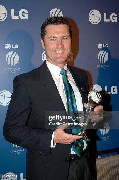 Australia's Simon Taufel attends the ICC Awards on September 10, 2008 at Westin Mina Serahi Hotel and Resort in Dubai, United Arab Emirates.