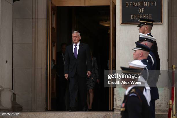 Secretary of Defense Jim Mattis waits for the arrival of Vietnamese Minister of National Defense General Ngo Xuan Lich prior to an enhanced honor...
