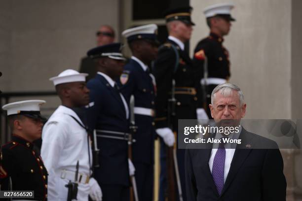 Secretary of Defense Jim Mattis waits for the arrival of Vietnamese Minister of National Defense General Ngo Xuan Lich prior to an enhanced honor...