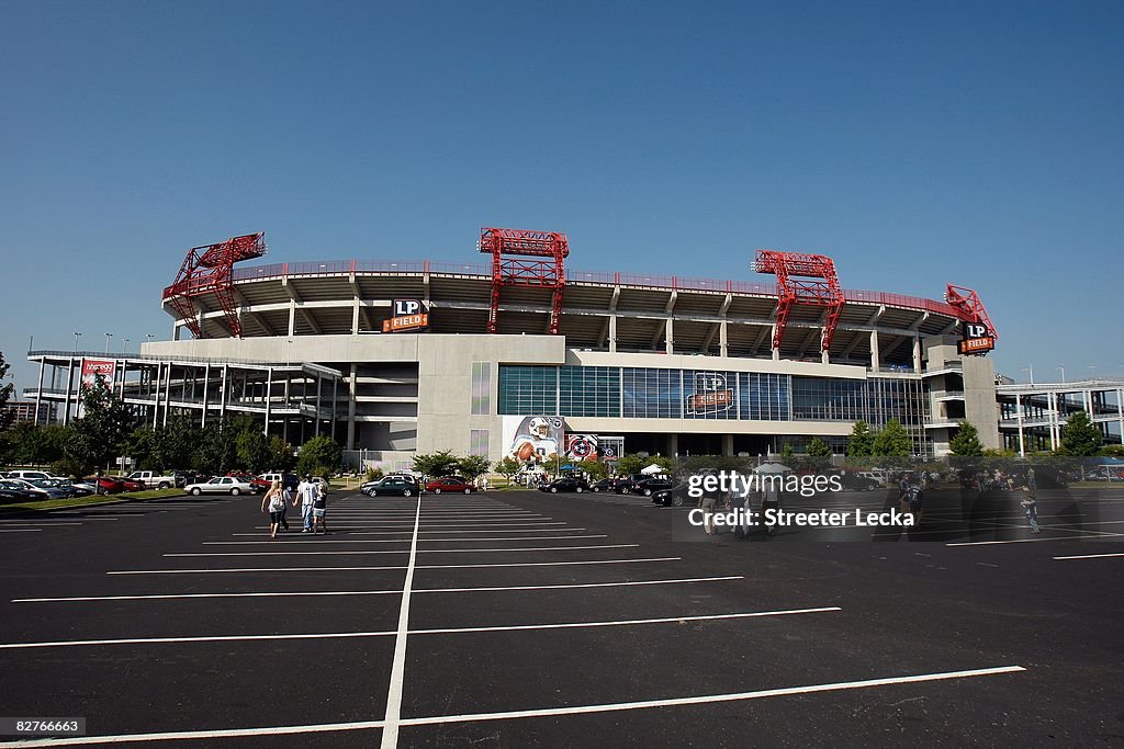 Jacksonville Jaguars v Tennessee Titans
