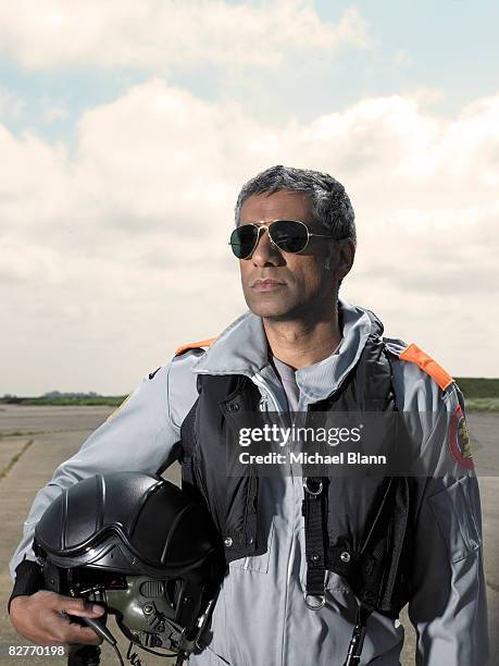 portrait of test pilot on airfield - pilot jacket stockfoto's en -beelden