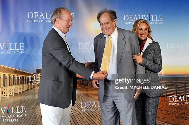 Actor Willam Hurt , US actress Maria Bello and US productor Arthur Cohn pose during the photocall of their movie "The yellow handkerchief" on...