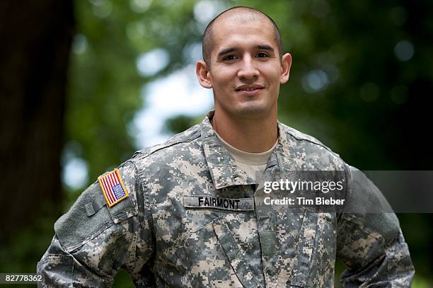 portrait of soldier in uniform  - army soldier stock-fotos und bilder