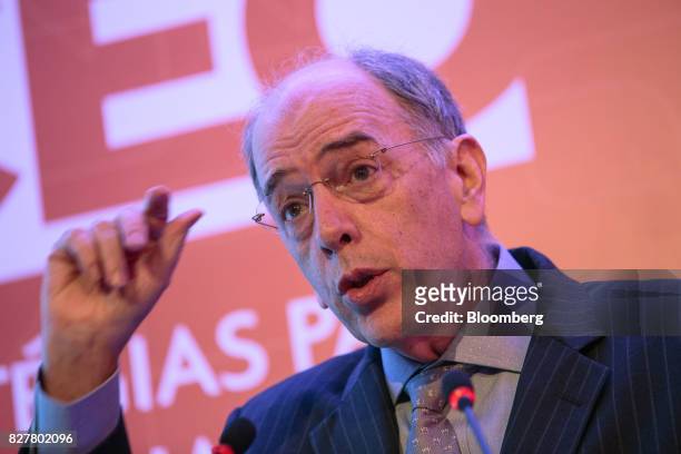 Pedro Parente, chief executive officer of Petroleo Brasileiro SA, speaks during the 2017 Exame Chief Executive Office event in Sao Paulo, Brazil, on...
