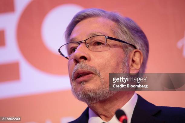 Antonio Luiz Seabra, co-founder and chairman of Natura Cosmeticos SA, speaks during the 2017 Exame Chief Executive Office event in Sao Paulo, Brazil,...