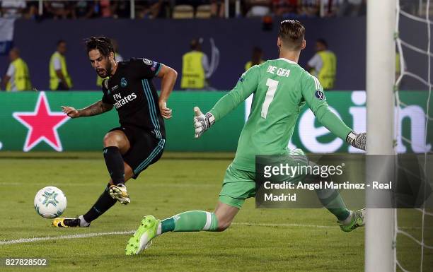 Isco of Real Madrid scores his team's second goal past David de Gea of Manchester United during the UEFA Super Cup match between Real Madrid and...