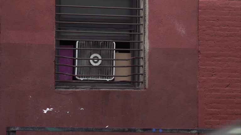 Box Fan In The Window Box Fan In Window Videos and HD Footage - Getty Images